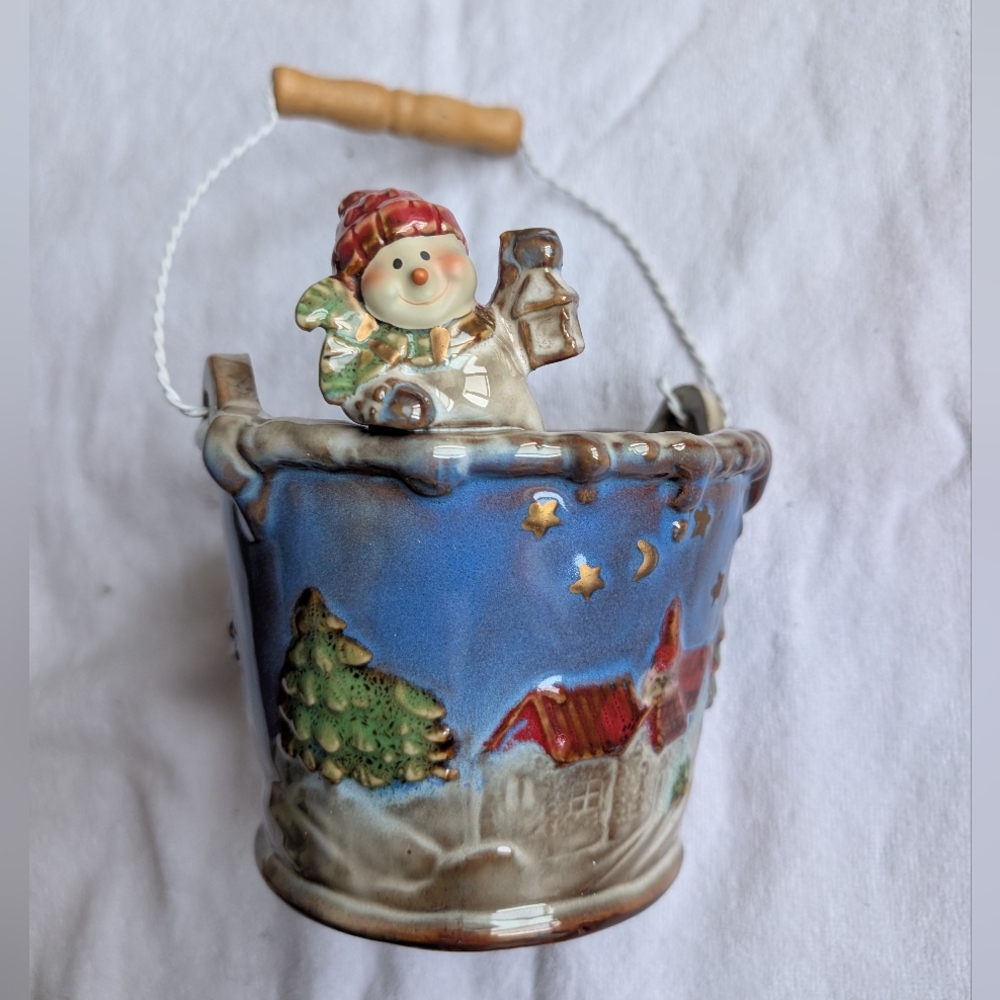 Christmas English Butler Ceramic Bucket